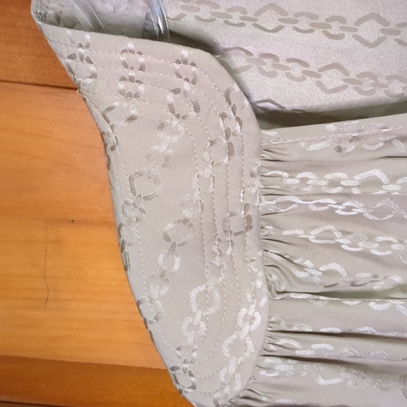 TRINA TURK* size 6 faux wrap belted long sleeve champagne chain print silk dress - Picture 7 of 17